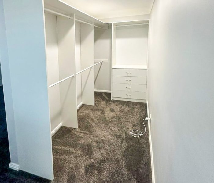 walk in wardrobe